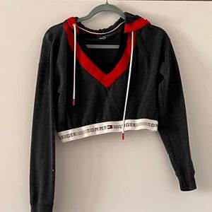 Tommy Hilfiger cropped sweater. Wore once